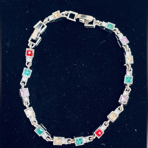 New! Multi Zircon Fashion Bracelet - Picture 4 of 5